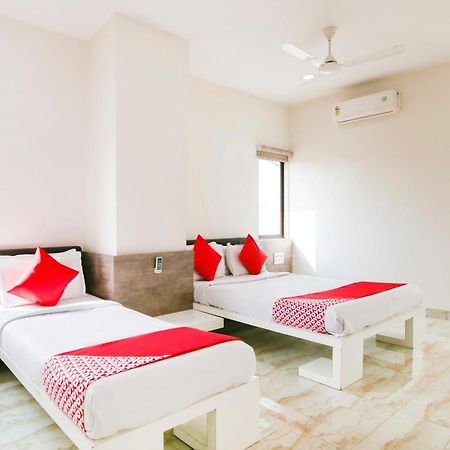 Hotel O Shiv Vatika Banquet & Rooms Bhatha Esterno foto